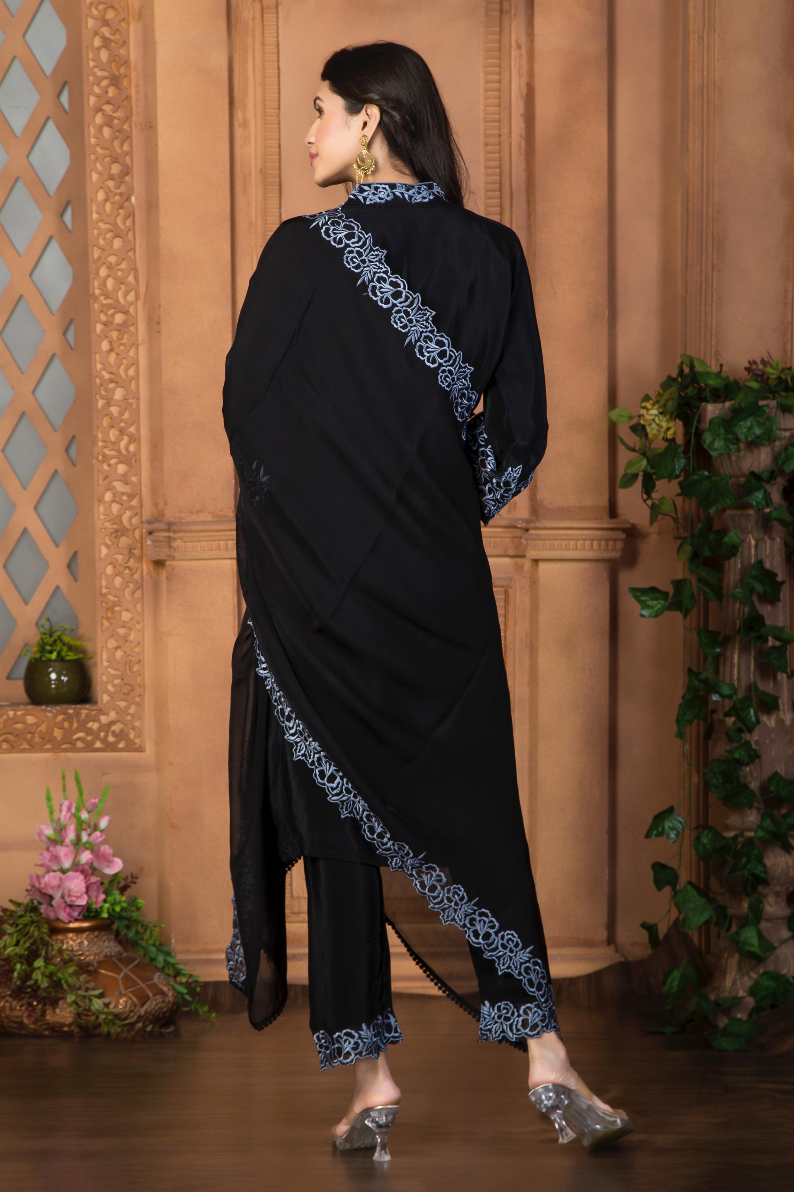 Pure Maslin Silk Top paired with pritned dupatta and Bottom santoon